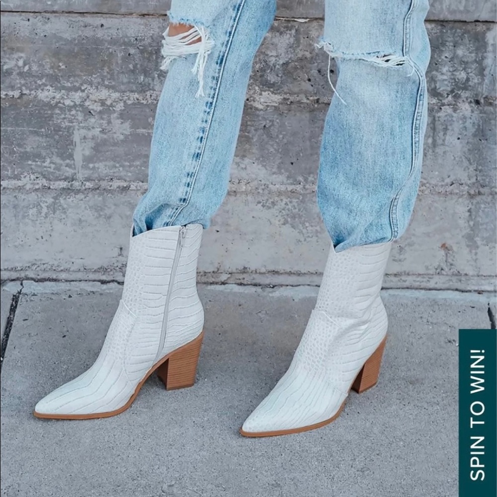 Lulus Eleora Bone Crocodile-Embossed Mid-CalfBoots